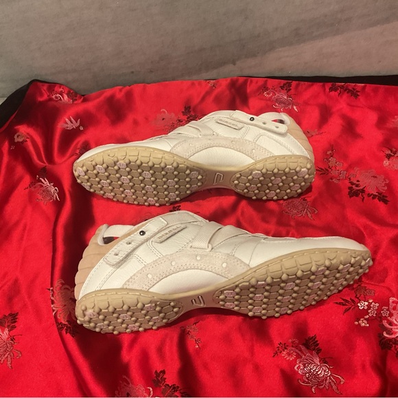 Diesel Cream Casual Sneakers - Picture 5 of 16